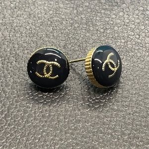 Chanel CC Black gold round stud earrings, very rare